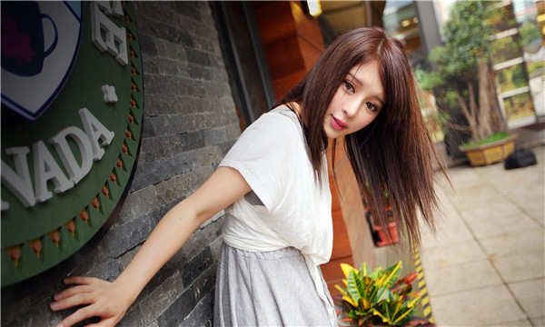 新兴镇想找一个女性生孩子给报酬-｛找个女人生孩子多少钱｝
